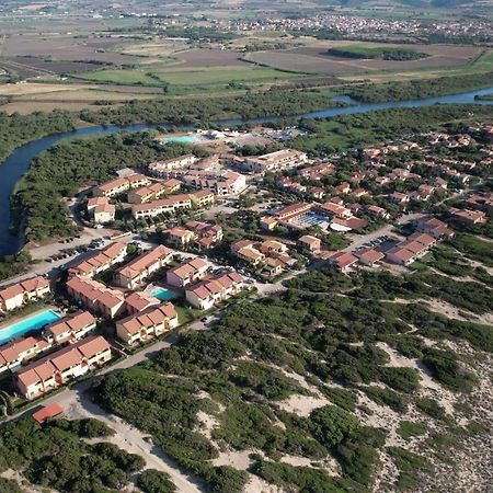 Baia Delle Mimose Aparthotel Badesi Bagian luar foto